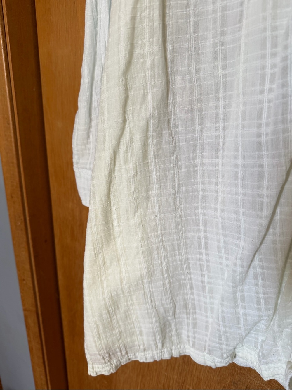 Pilcro/Anthropologie Light Blue Ombre Button-Up Women's Shirt - Picture 4 of 6